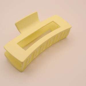 Arcadia Clip - Matte Pastel Lemon